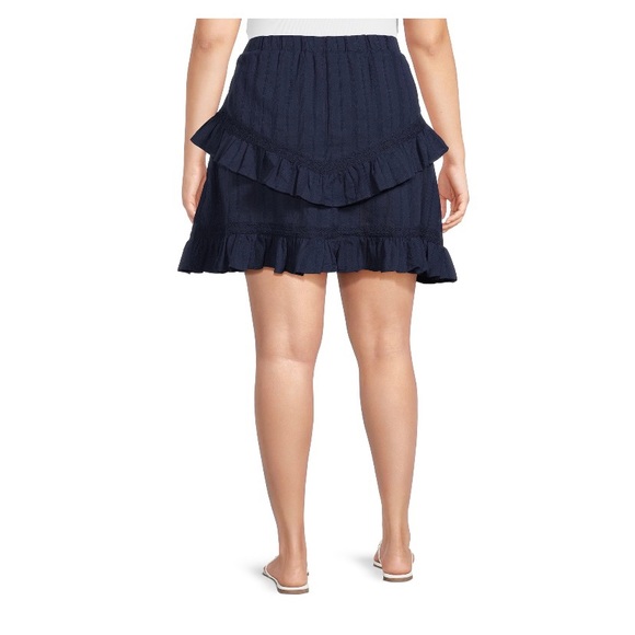 Time and Tru Women’s Lace Inset Puff Long Sleeve top with Matching Mini Skirt - Picture 7 of 9